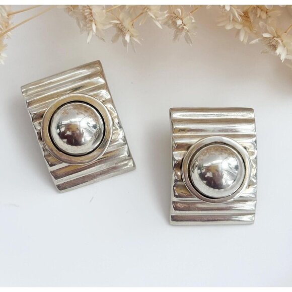 Vintage Jewelry - Taxco TR-45 Sterling Silver Modernist Geometric Ribbed Vintage Clip On Earrings